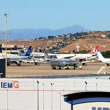 Madrid Airport Apartments-3